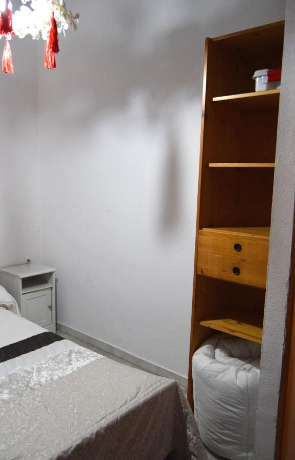 Apartamento Feria 2 Apartman Sevilla Kültér fotó